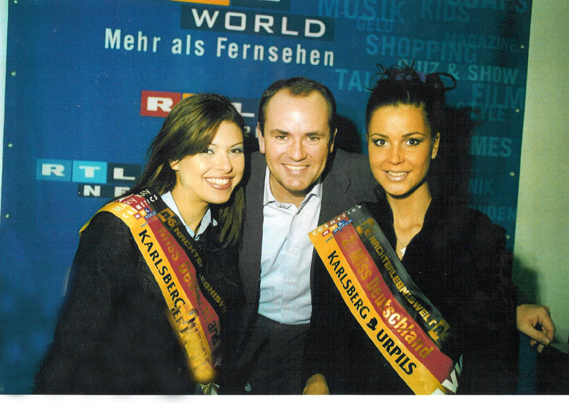 Miss Deutschland 2002 und Moderator Wolfram Kons