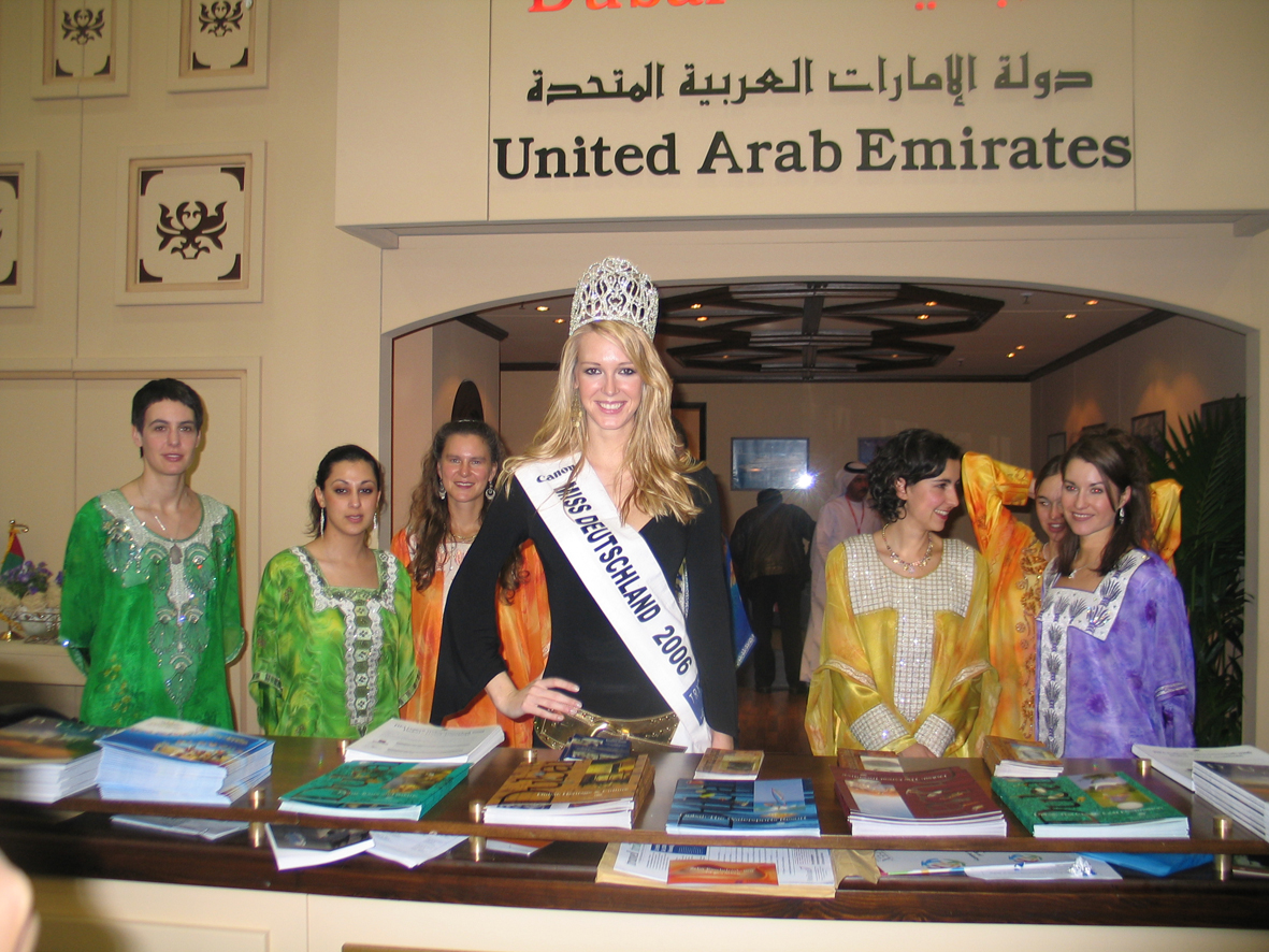 Miss Deutschland 2006 Daniela Domroese auf der ITB