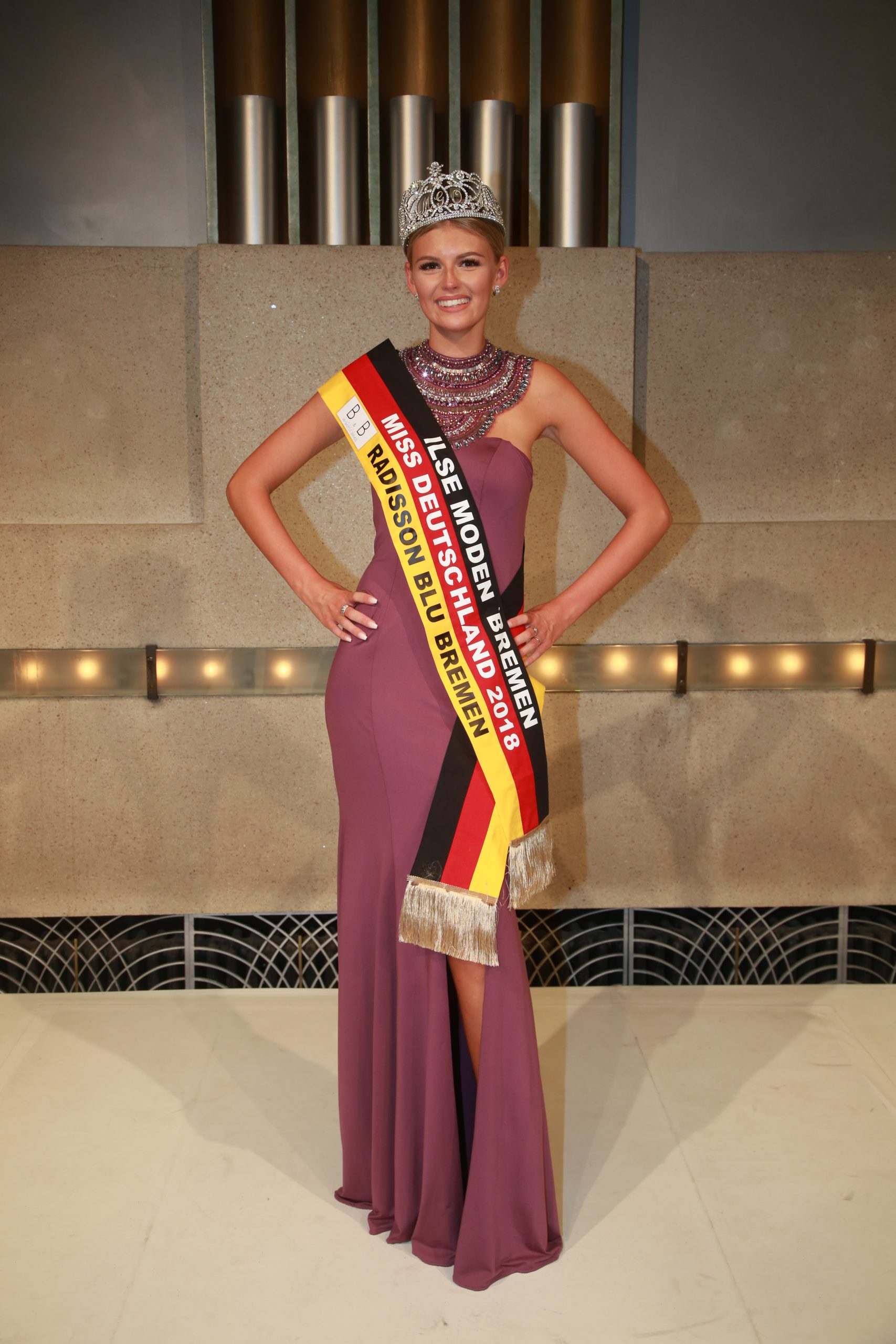 Olivia-Möller (14)